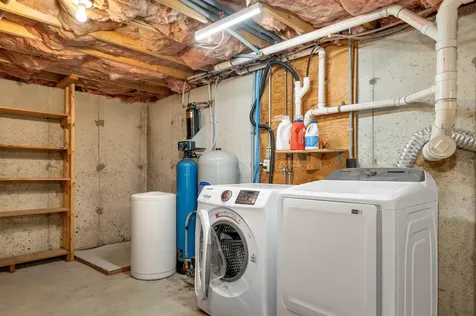 1 Riverside Farm Drive Lee NH 03861