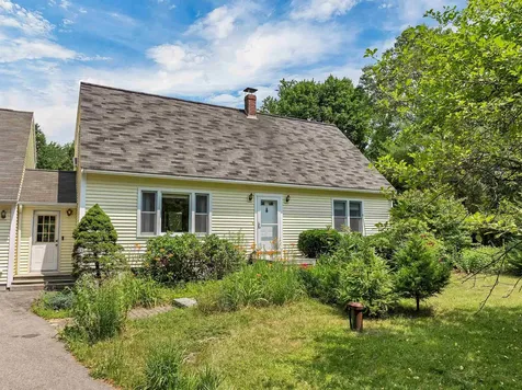 1 Riverside Farm Drive Lee NH 03861