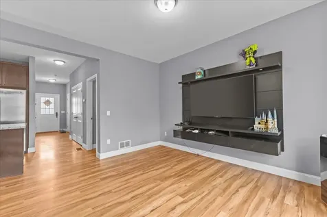 18 Freeman Woods Essex Junction VT 05452