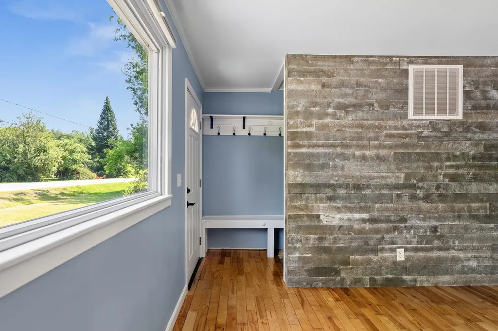 68 Sunny View Drive Jericho VT 05465