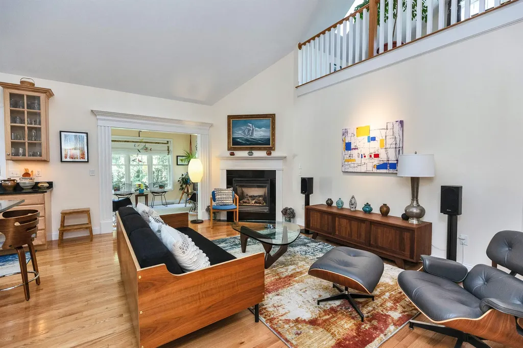 32 Robbe Farm Road Peterborough NH 03458