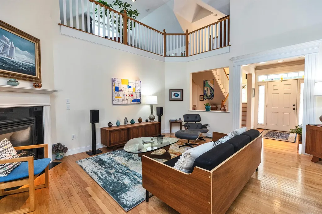 32 Robbe Farm Road Peterborough NH 03458