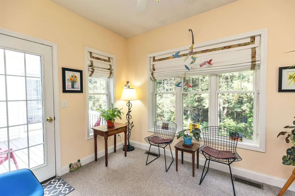 32 Robbe Farm Road Peterborough NH 03458