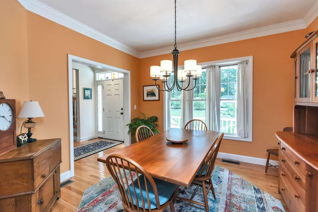 32 Robbe Farm Road Peterborough NH 03458