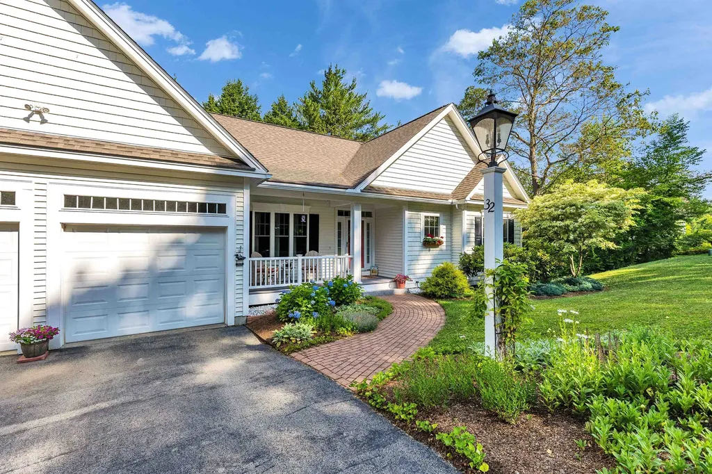 32 Robbe Farm Road Peterborough NH 03458