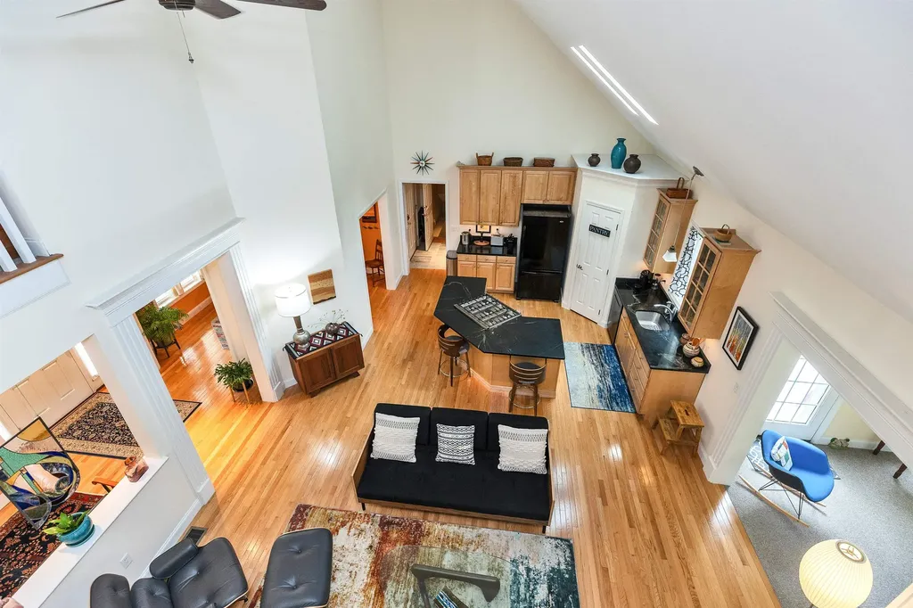 32 Robbe Farm Road Peterborough NH 03458