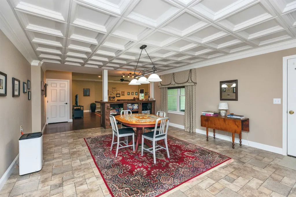 32 Robbe Farm Road Peterborough NH 03458