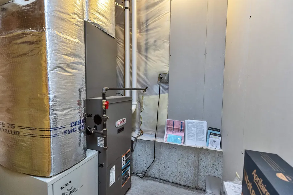 32 Robbe Farm Road Peterborough NH 03458