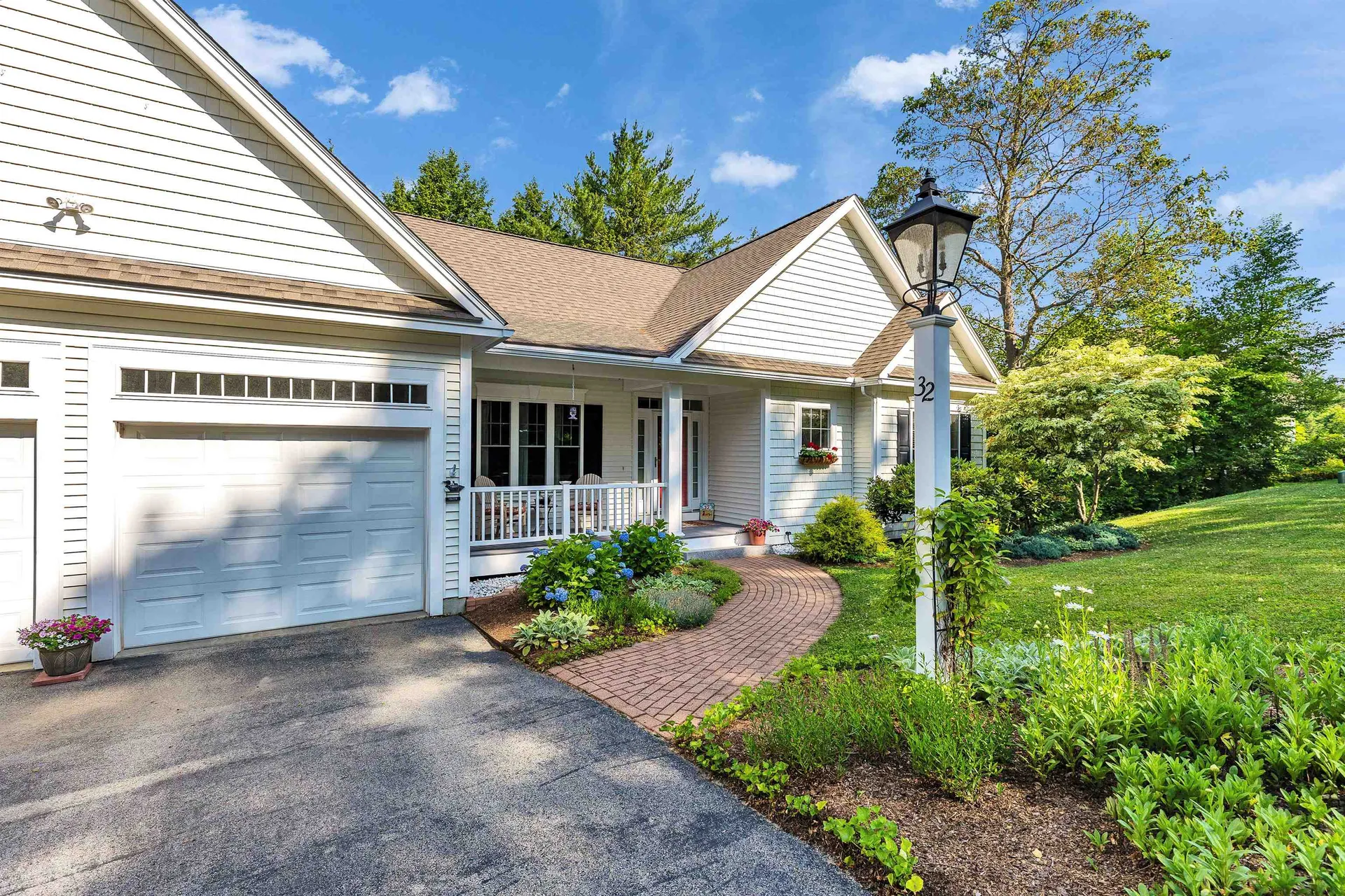 32 Robbe Farm Road Peterborough NH 03458