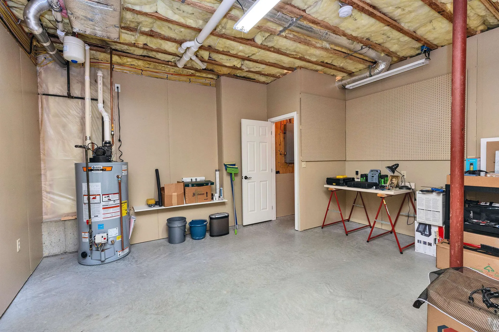 32 Robbe Farm Road Peterborough NH 03458