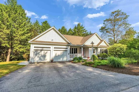 32 Robbe Farm Road Peterborough NH 03458