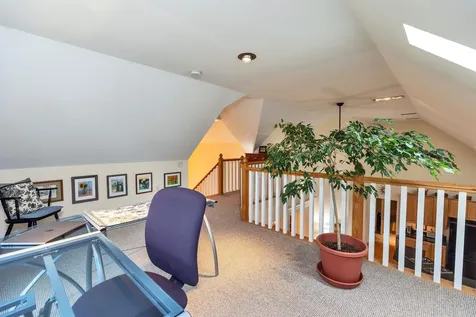32 Robbe Farm Road Peterborough NH 03458