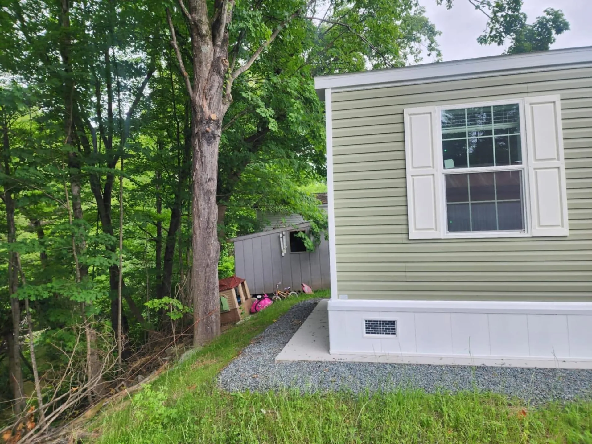 9 Walnut Street Hartford VT 05088