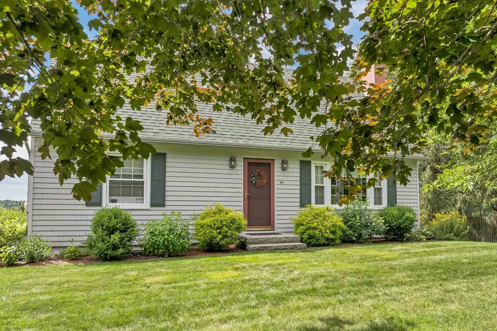 44 Ox Bow Lane Gilford NH 03249