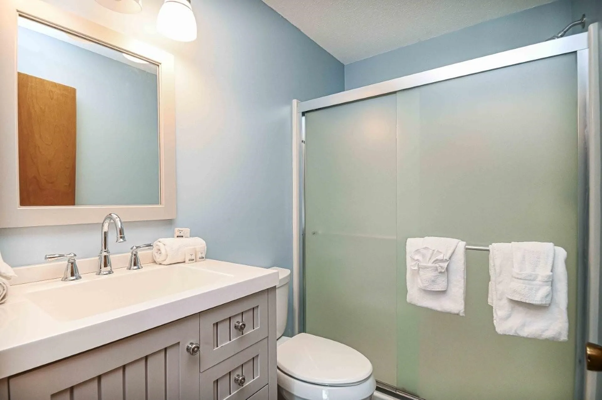 47 Beacon Street York ME 03909