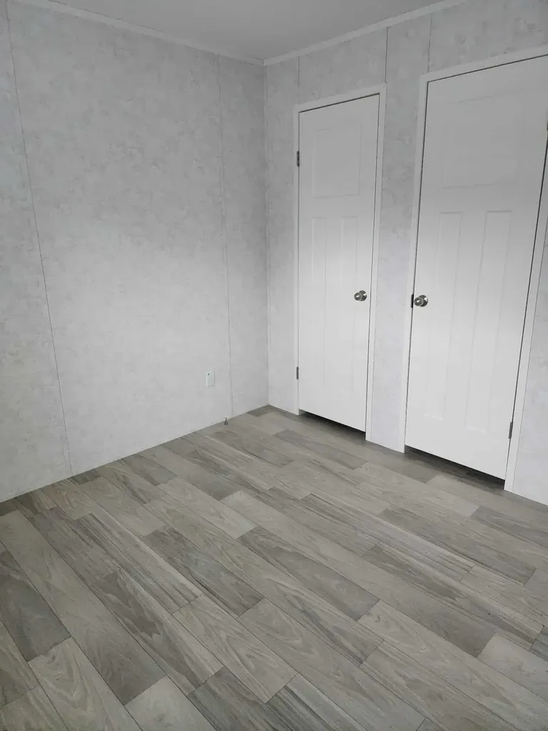 24 Cassie Lane Bennington VT 05201