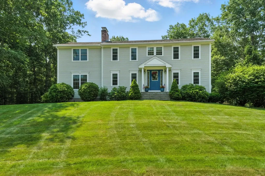 40 Lexington Drive Hampstead NH 03841