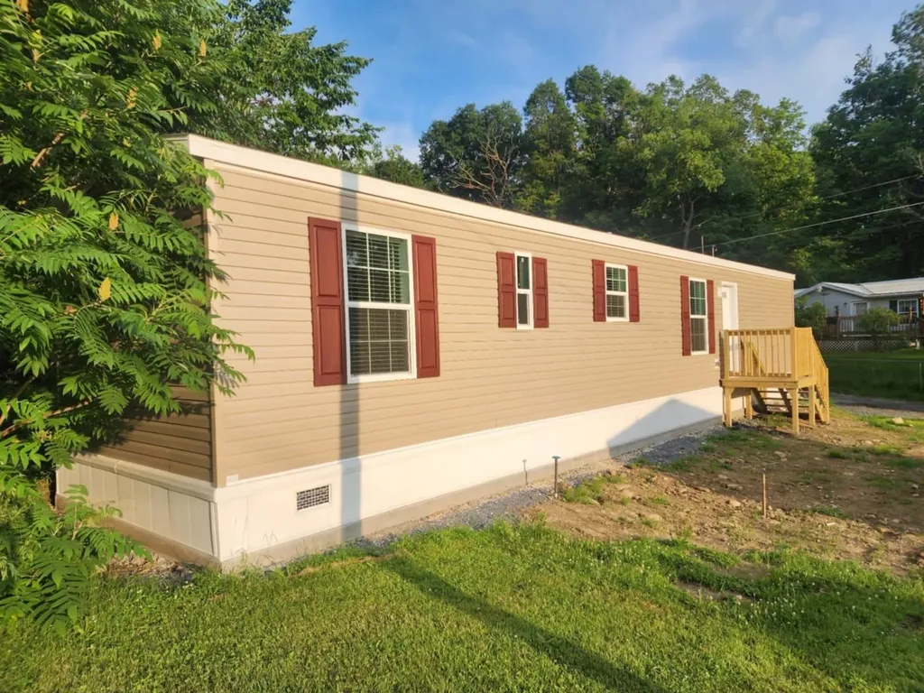 41 Audrey Lane Bennington VT 05201