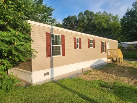 41 Audrey Lane Bennington VT 05201