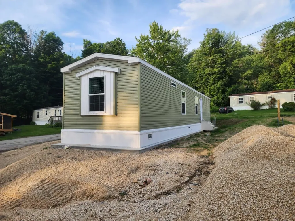 32 Cassie Lane Bennington VT 05201