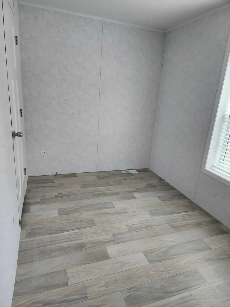 10 Cassie Lane Bennington VT 05201-0000