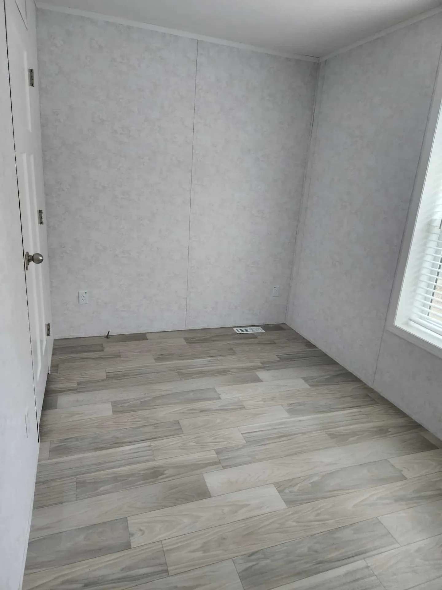 10 Cassie Lane Bennington VT 05201-0000