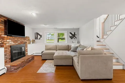 122 Exeter Road Hampton NH 03842