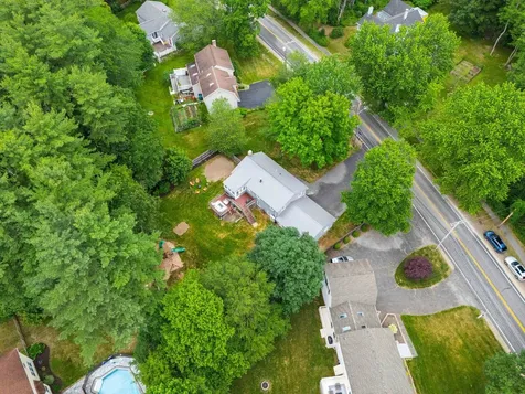 122 Exeter Road Hampton NH 03842
