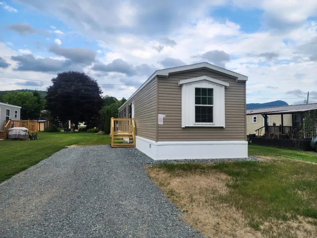 81 Cramton Road Castleton VT 05735