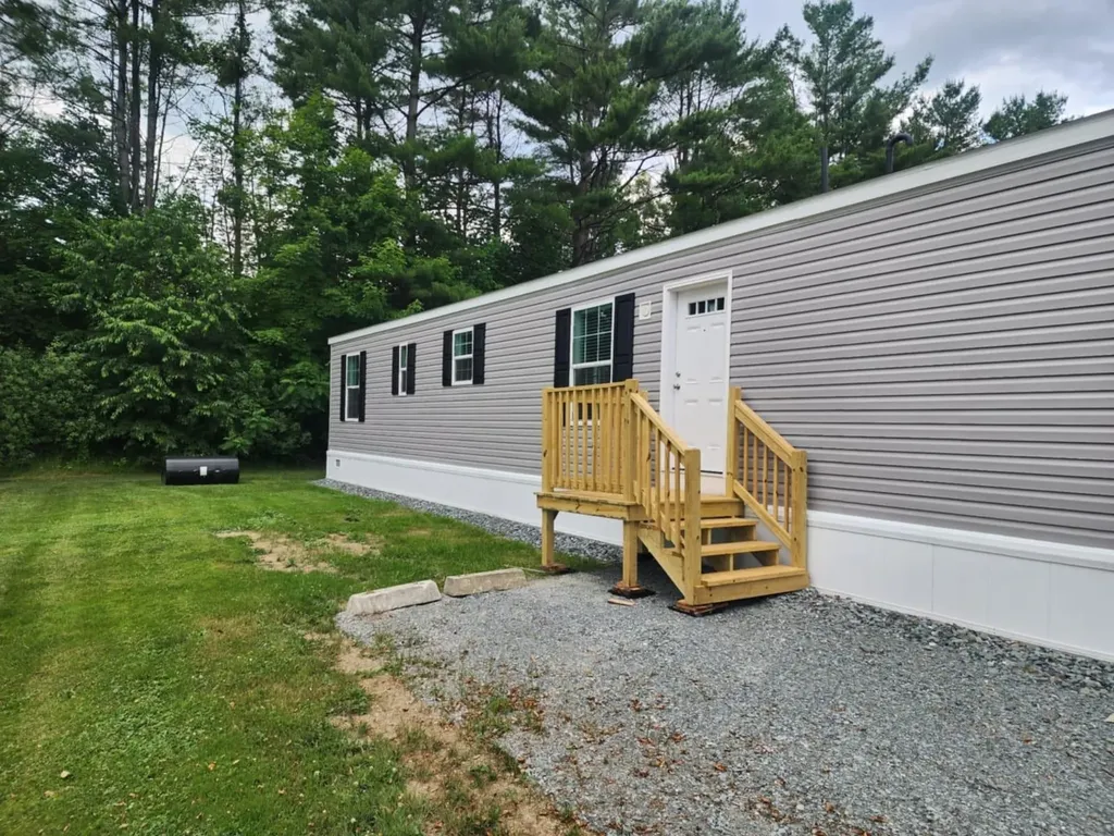 81 Cramton Road Castleton VT 05735