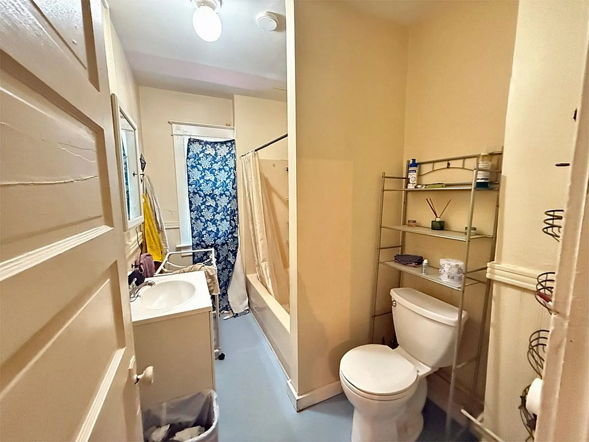 86 Strongs Avenue Rutland City VT 05701