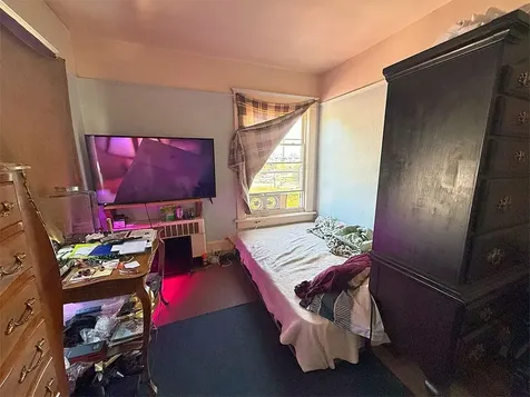 86 Strongs Avenue Rutland City VT 05701