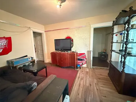 86 Strongs Avenue Rutland City VT 05701