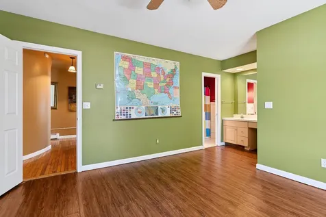 8 Pinnacle Drive South Burlington VT 05403