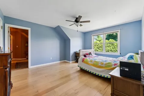 8 Pinnacle Drive South Burlington VT 05403