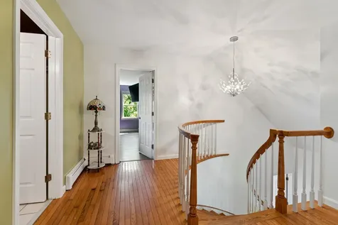 8 Pinnacle Drive South Burlington VT 05403