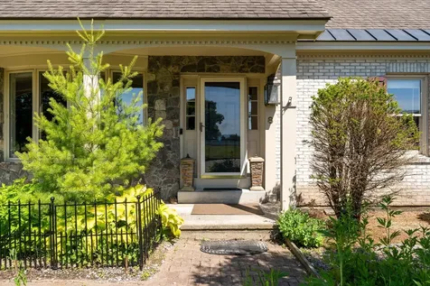 8 Pinnacle Drive South Burlington VT 05403