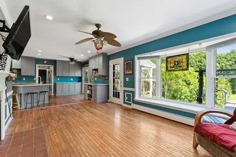 8 Pinnacle Drive South Burlington VT 05403