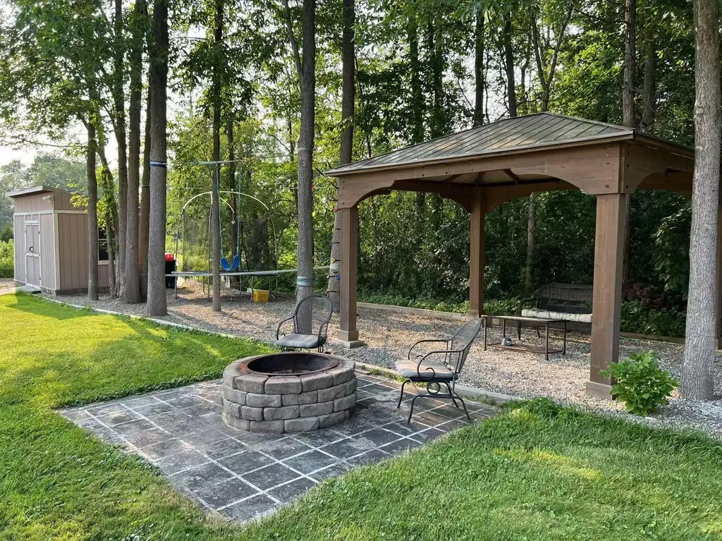 166 Lakeview Drive Shelburne VT 05482