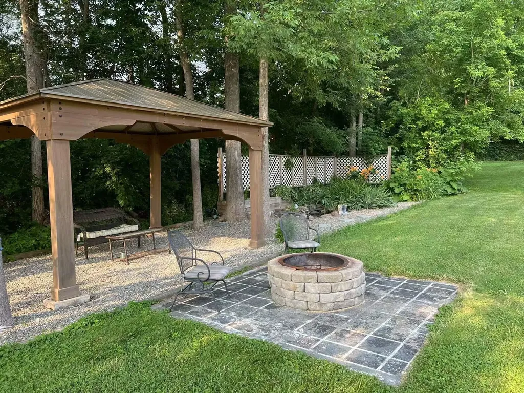 166 Lakeview Drive Shelburne VT 05482