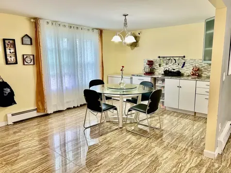 166 Lakeview Drive Shelburne VT 05482