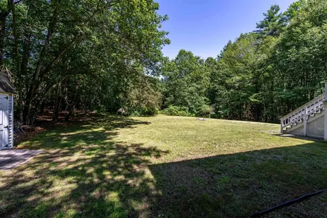 8 Phoenix Drive Kingston NH 03848
