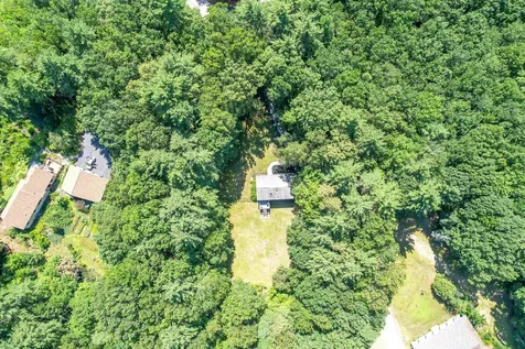 8 Phoenix Drive Kingston NH 03848