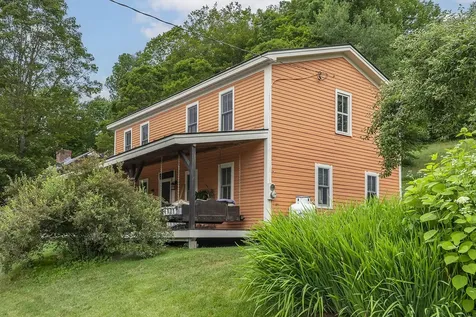 7873 Pomfret Road Pomfret VT 05053