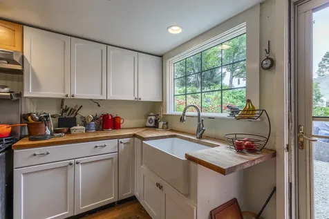7873 Pomfret Road Pomfret VT 05053