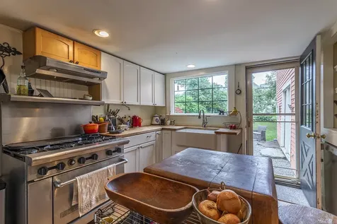 7873 Pomfret Road Pomfret VT 05053