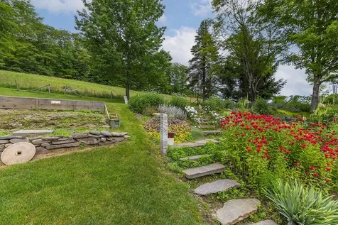 7873 Pomfret Road Pomfret VT 05053