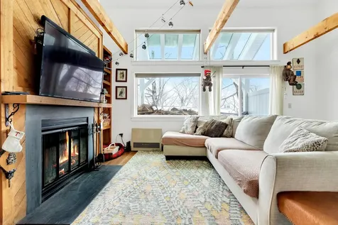 97 Trailside Extension Ludlow VT 05149