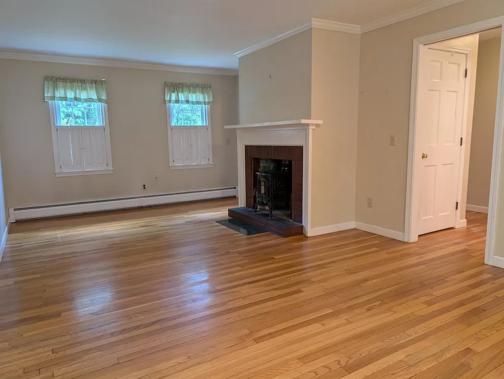 173 Amesbury Road Hopkinton NH 03229