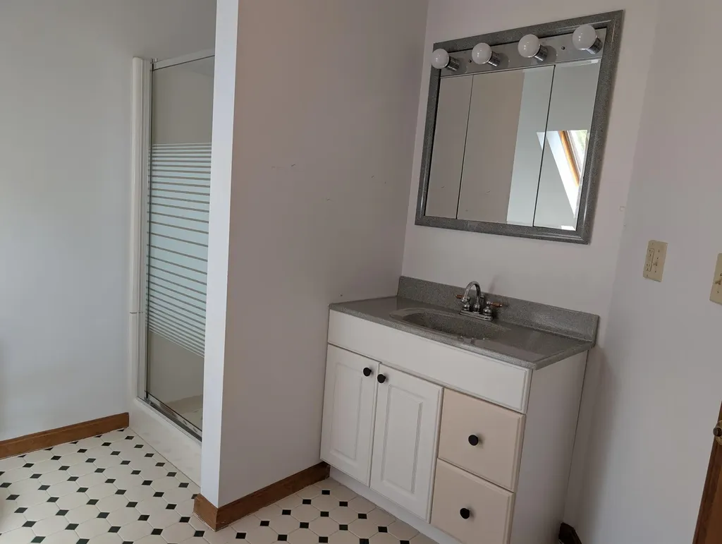 173 Amesbury Road Hopkinton NH 03229